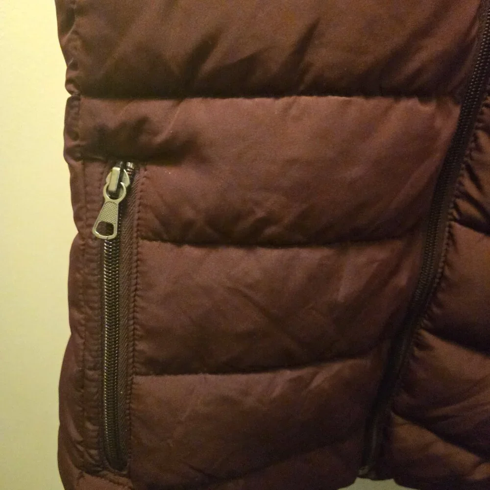 Vest - Picture 3 of 3